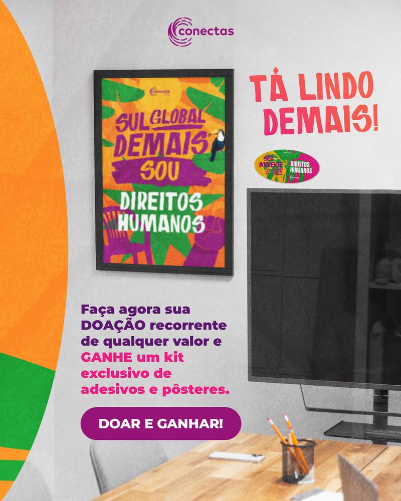 Flyer: doe de forma recorrente e ganhe um kit de adesivos e pôsteres